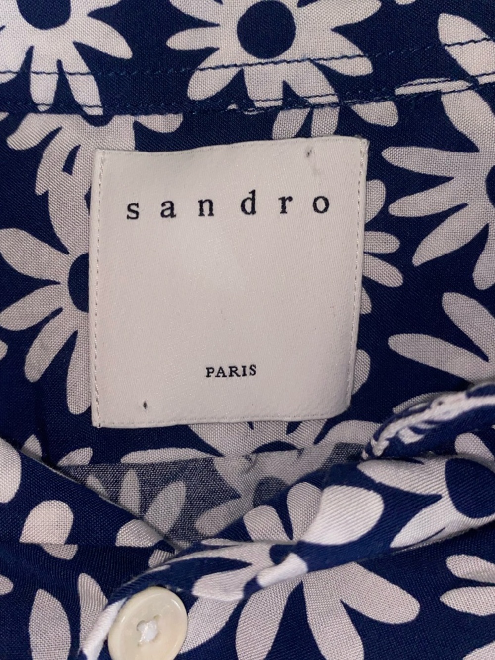 SANDRO Paris Navy and White Floral Print Men’s Button Down Dress Shirt - Picture 4 of 6